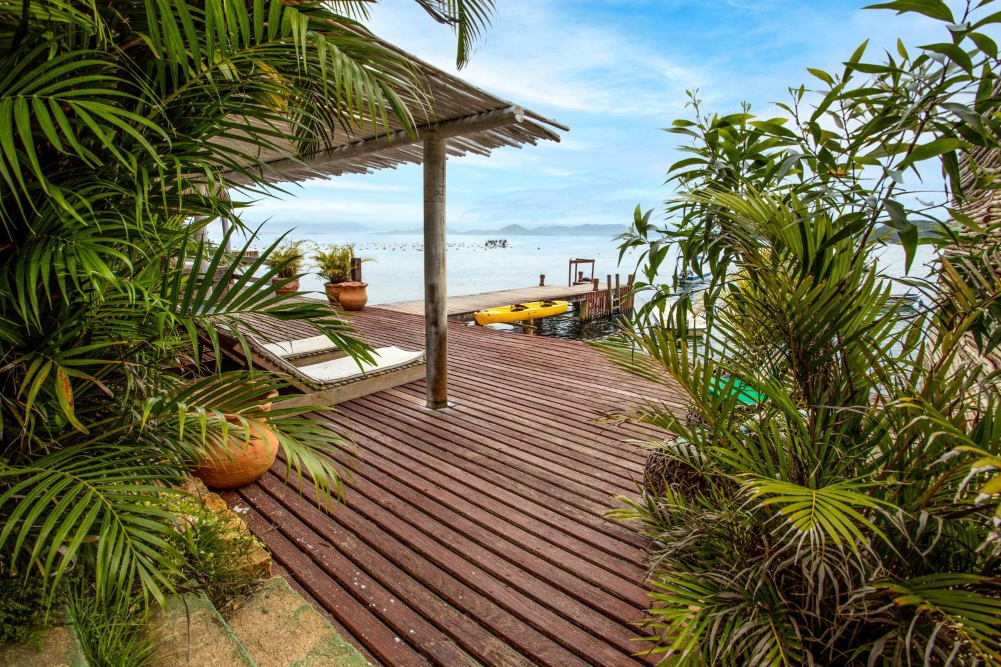 Pousada Cruzoe Praia de Araçatiba Exteriér fotografie