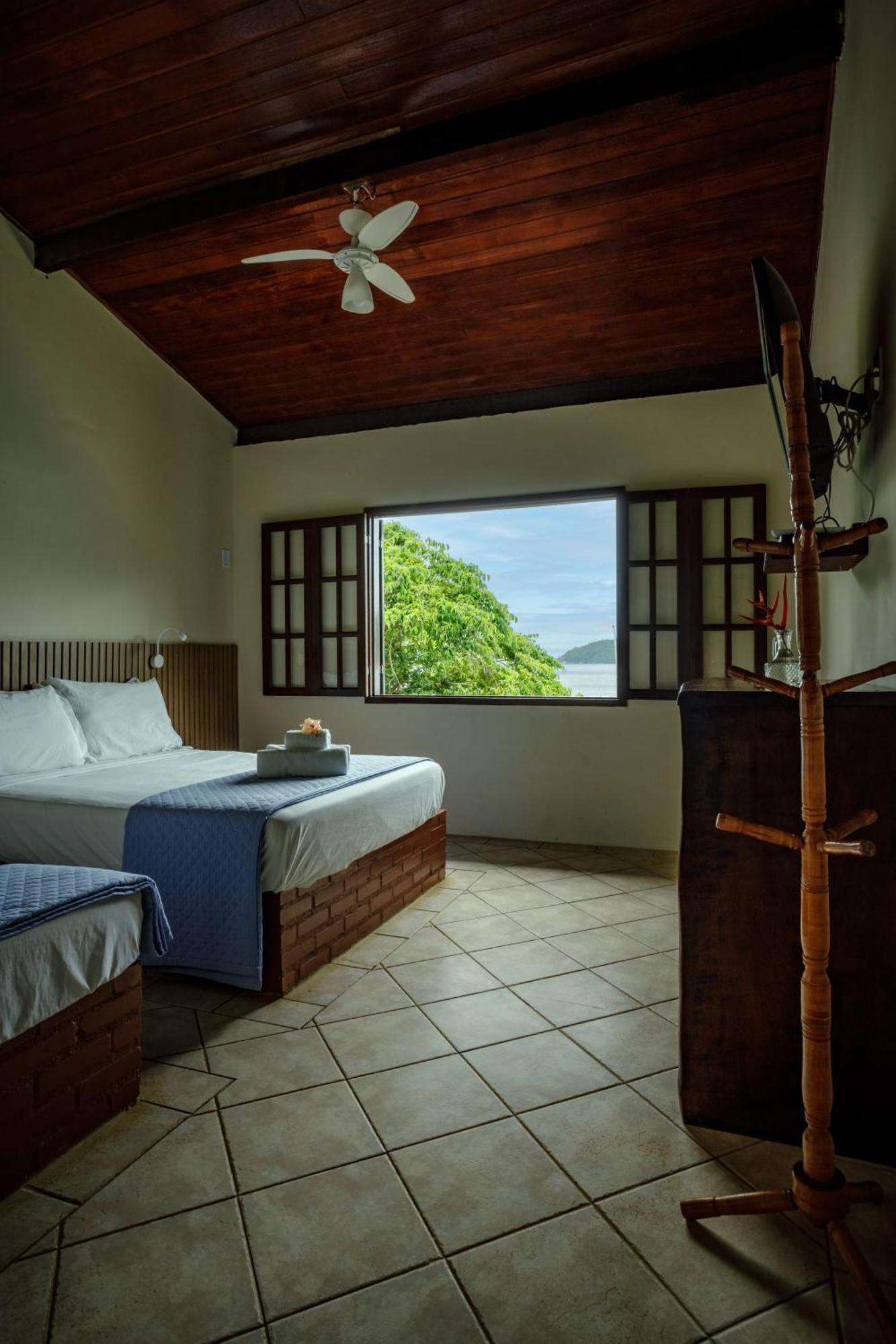 Pousada Cruzoe Praia de Araçatiba Exteriér fotografie